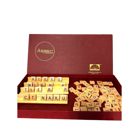 Vintage Scrabble game. Complete - Picture 2 of 4